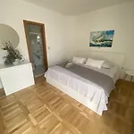 Pensionat And Hoselito U Centru Makarske 3*