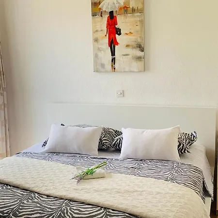 And Hoselito U Centru Makarske 3*