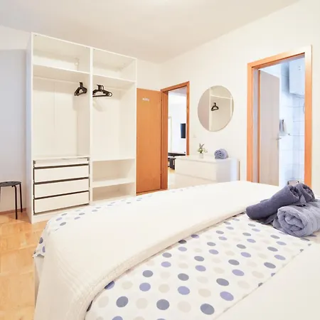 Hoselito U Centru Makarske Pensjonat 3*