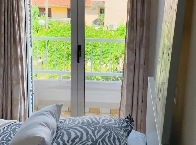 And Hoselito U Centru Makarske