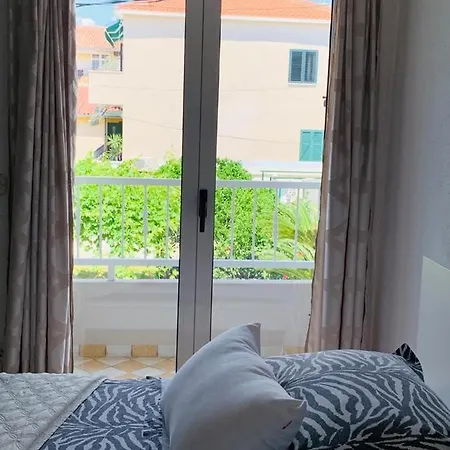 And Hoselito U Centru Makarske Гостевой дом 3*