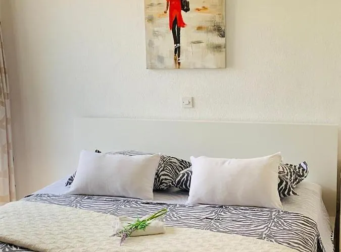 And Hoselito U Centru Makarske 3*